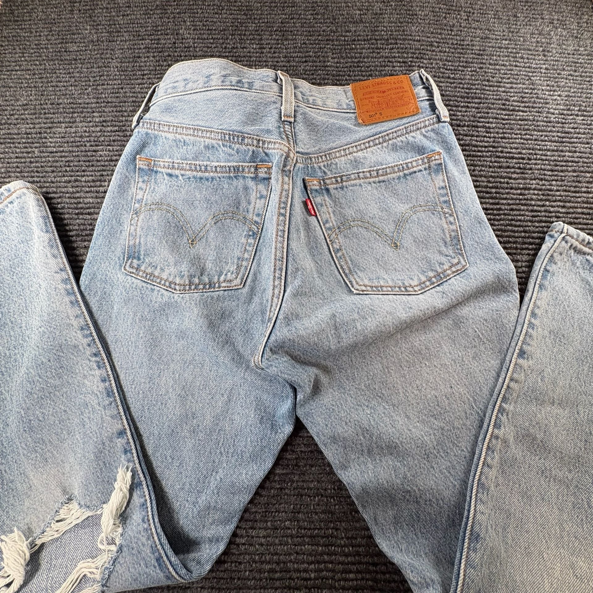 Levi's 501 Original Distressed Light Wash Jeans 14