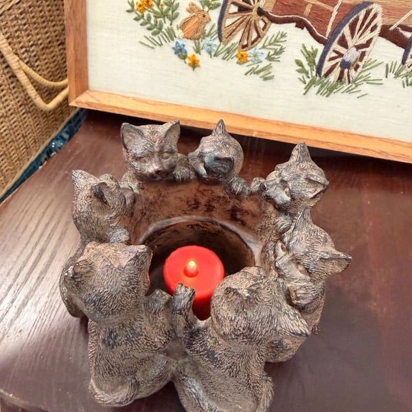 Circle Of Cats Votive Tea Light Candle Holder Statue Cute Cottage Home Decor