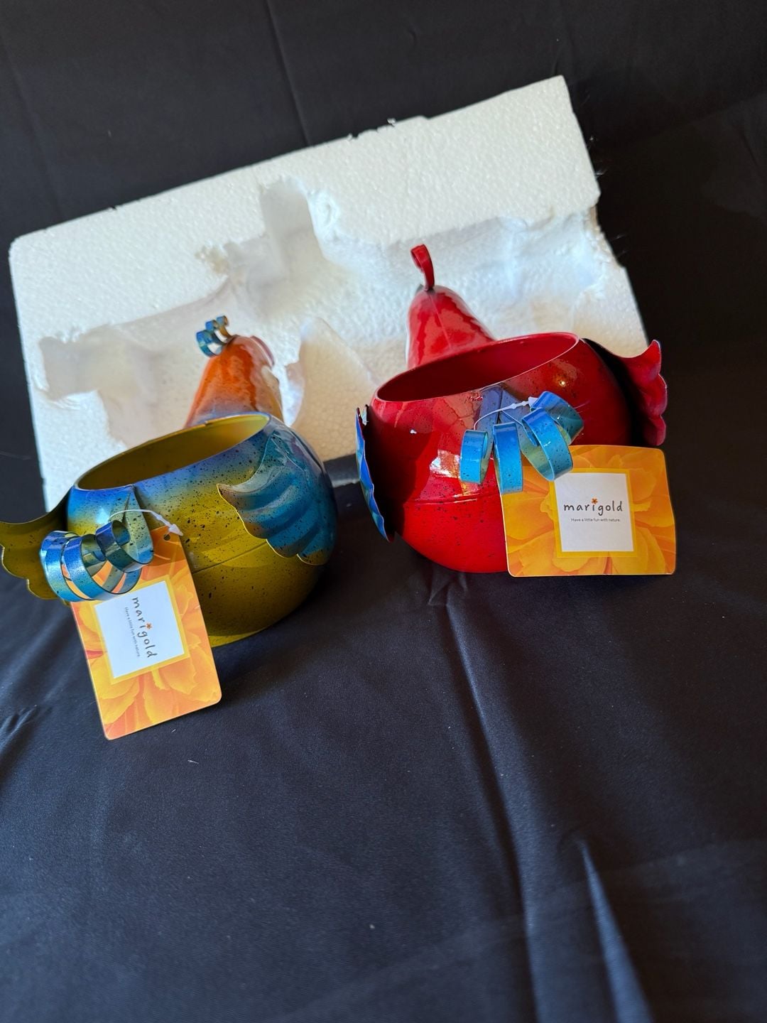 Marigold Parrot Planter Set Metal Outdoor Garden Statues 3
