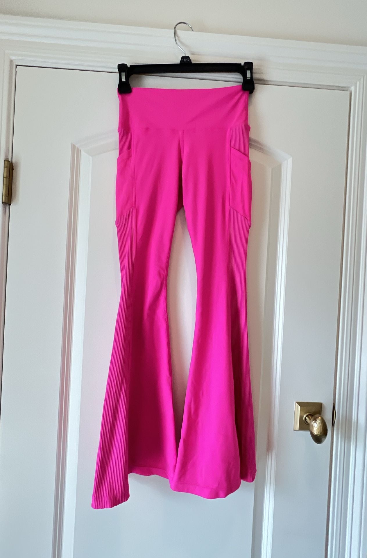 Purple Pixies Flare Leggings Size CM Hot Pink Ribbed Pockets Yoga Pants 2