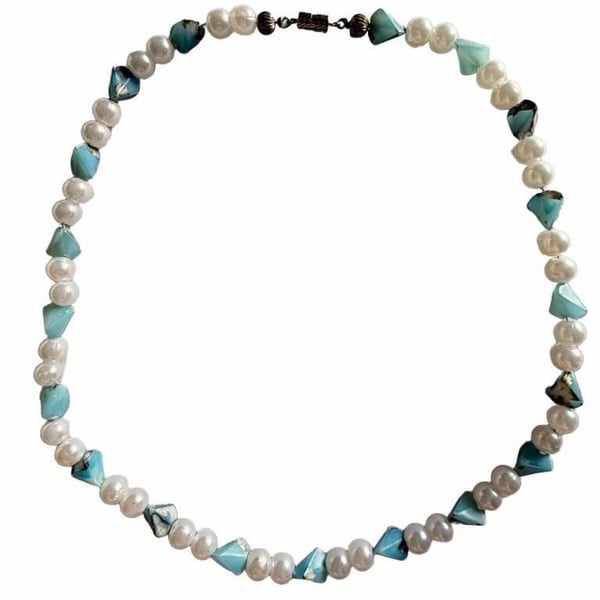 Unbranded Beaded Necklace Blue And White Pearl Style