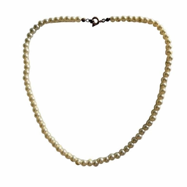 Vintage Faux Pearl Necklace Gold Tone Spring Clasp
