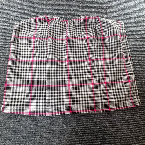 Torrid Plaid Sweetheart Tube Top Size 1 Pink Black White