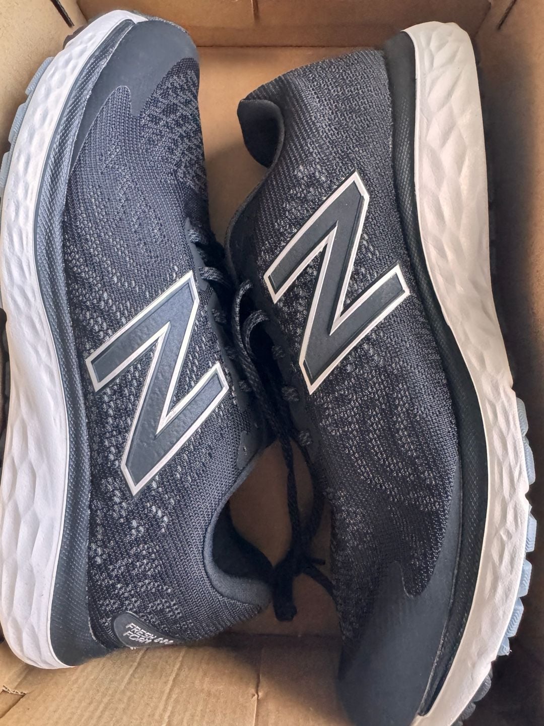 New Balance Fresh Foam 680v7 Size 11 Black Running Shoes 7