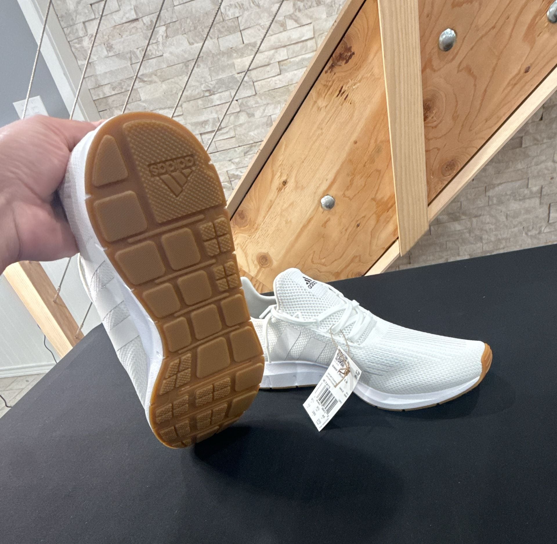 Product thumbnail 3