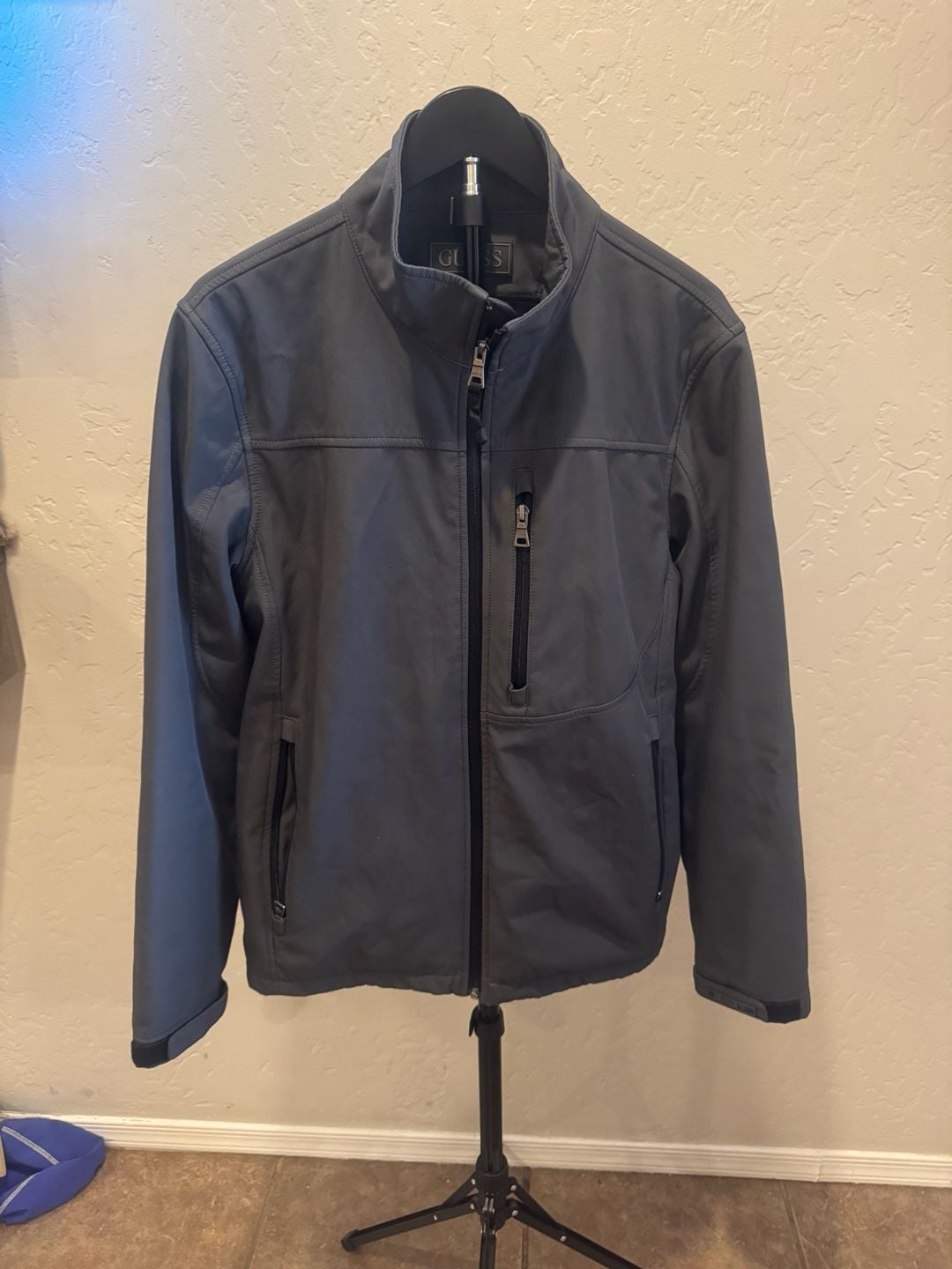 Guess Softshell Jacket Gray Mens Medium 2