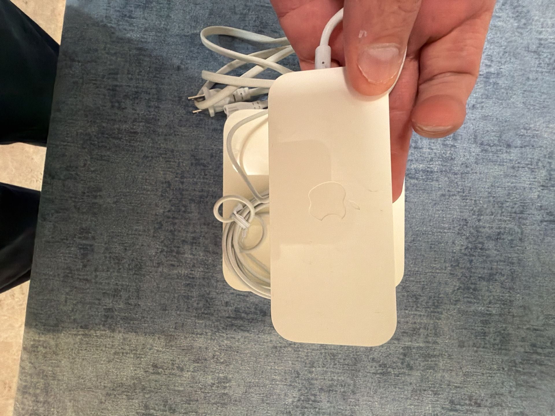 Apple AirPort Extreme Base Station Model A1143 Wireless Router 7