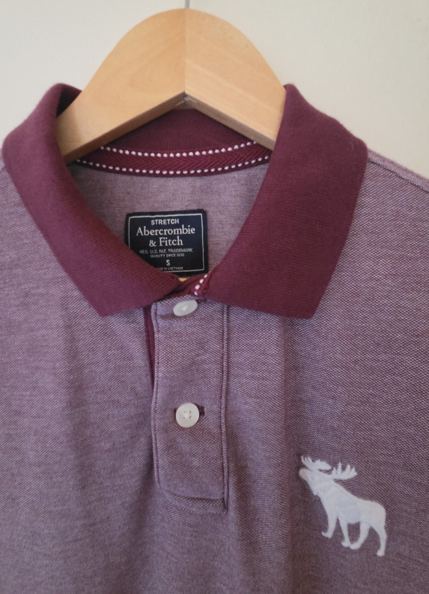 Abercrombie & Fitch Polo Shirt Size S Purple Burgundy Moose Logo 4