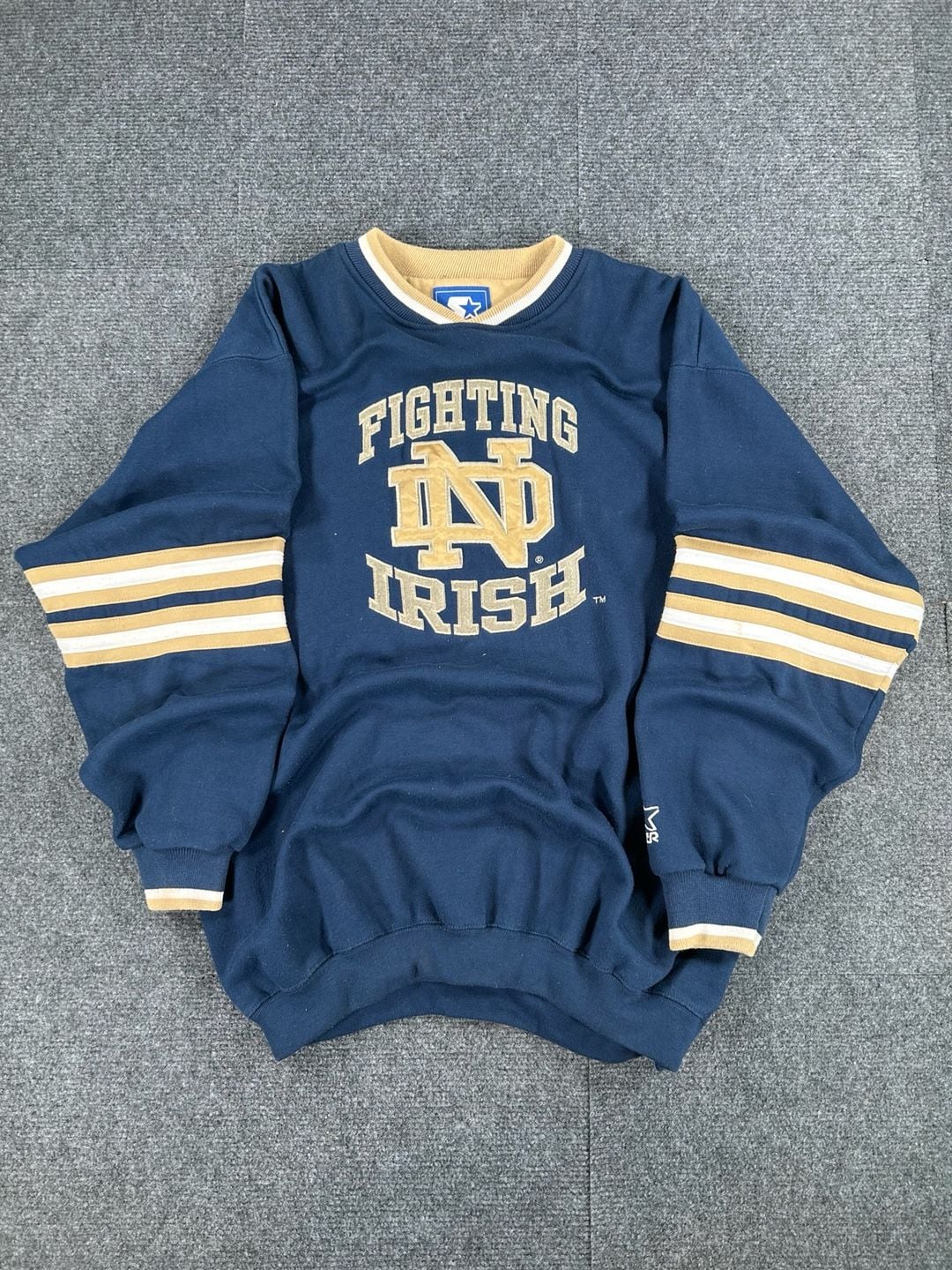 Starter Notre Dame Fighting Irish Crewneck Sweatshirt Blue 2