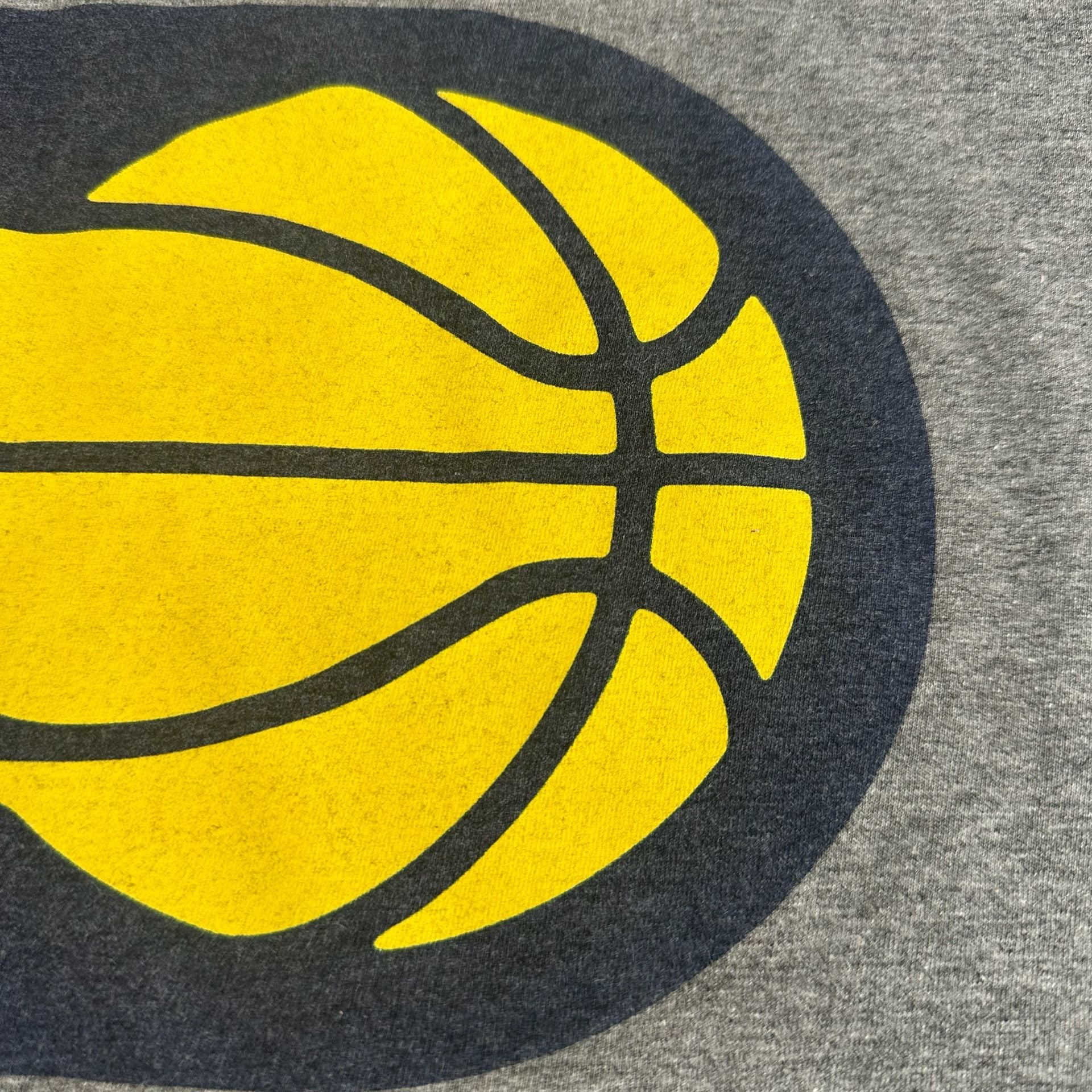 Fruit of the Loom Indiana Pacers T-Shirt XL Gray 9