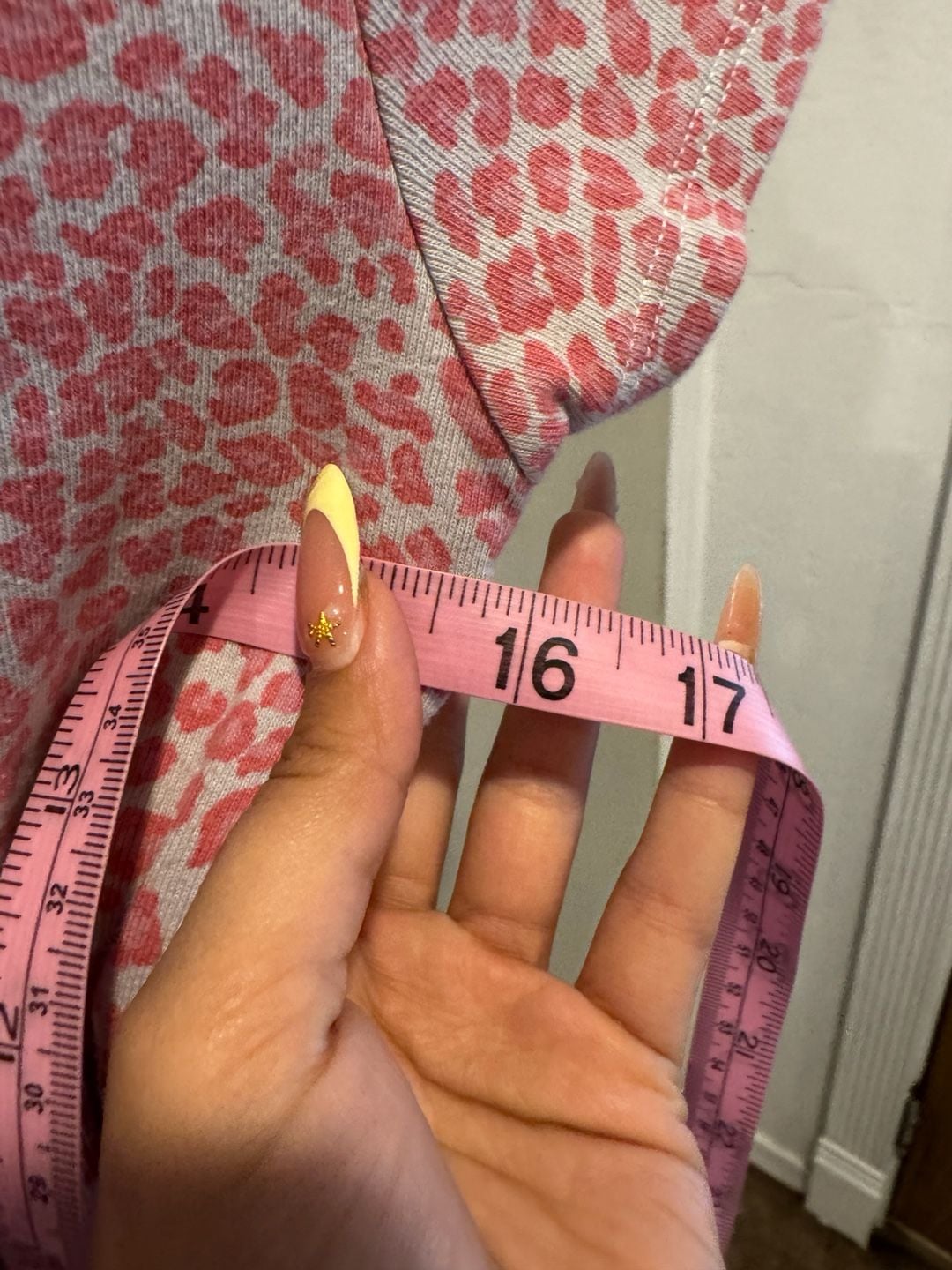 Brandy Melville Pink Cheetah Zelly Top 6