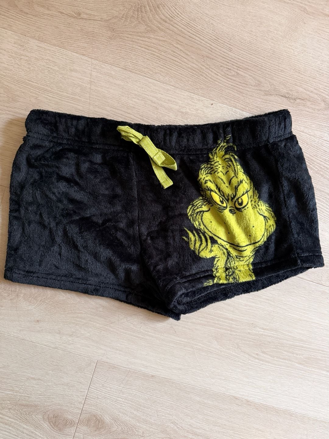 Dr. Seuss The Grinch Pajama Sleep Shorts Size XS Black Plush 2