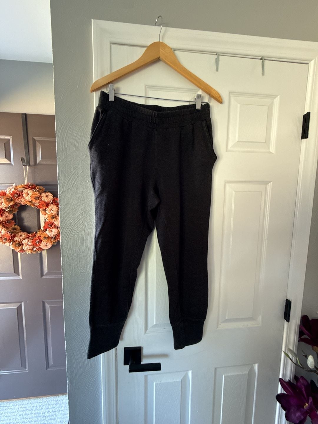 Wilfred Free Knit Jogger Pants Size M Charcoal Black Lounge Sweatpants 2