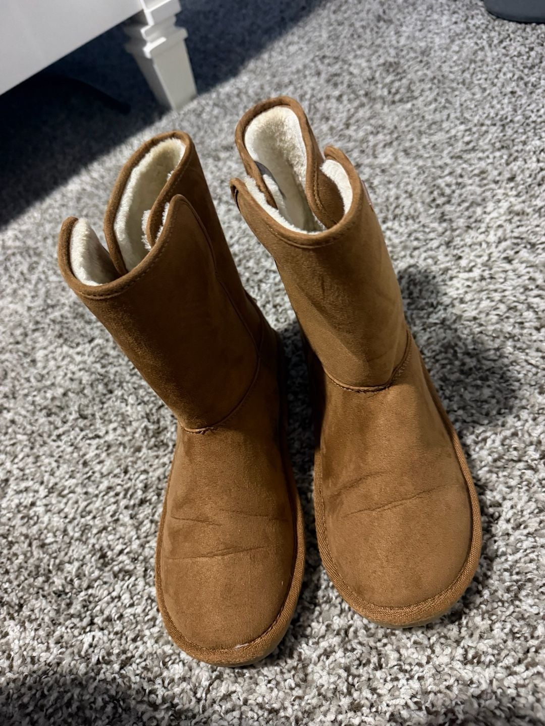 Nautica Bruton Youth Boots Size 5 Tan Faux Shearling 5