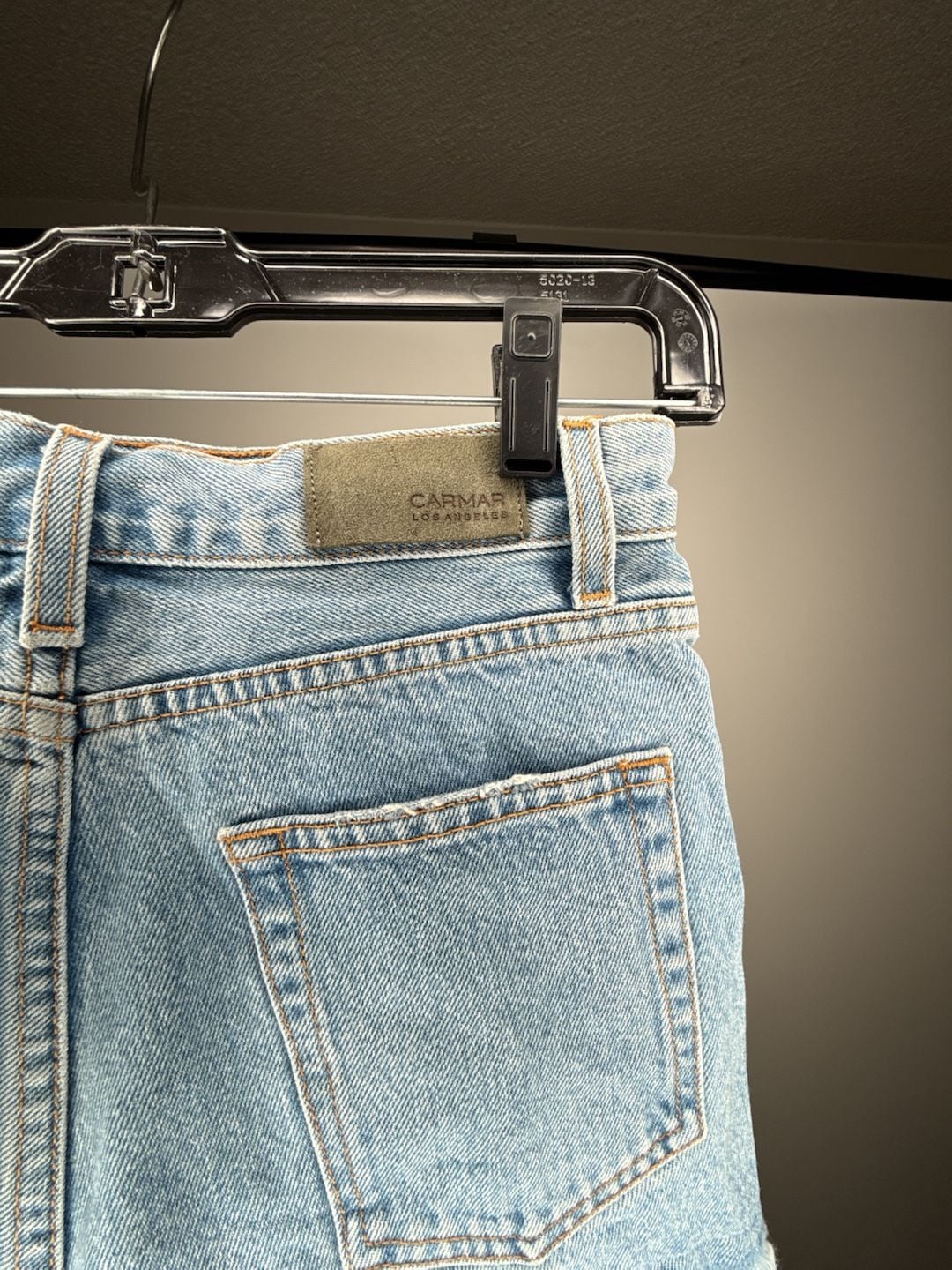 LF carmar denim jean shorts with pearl front pockets... 3