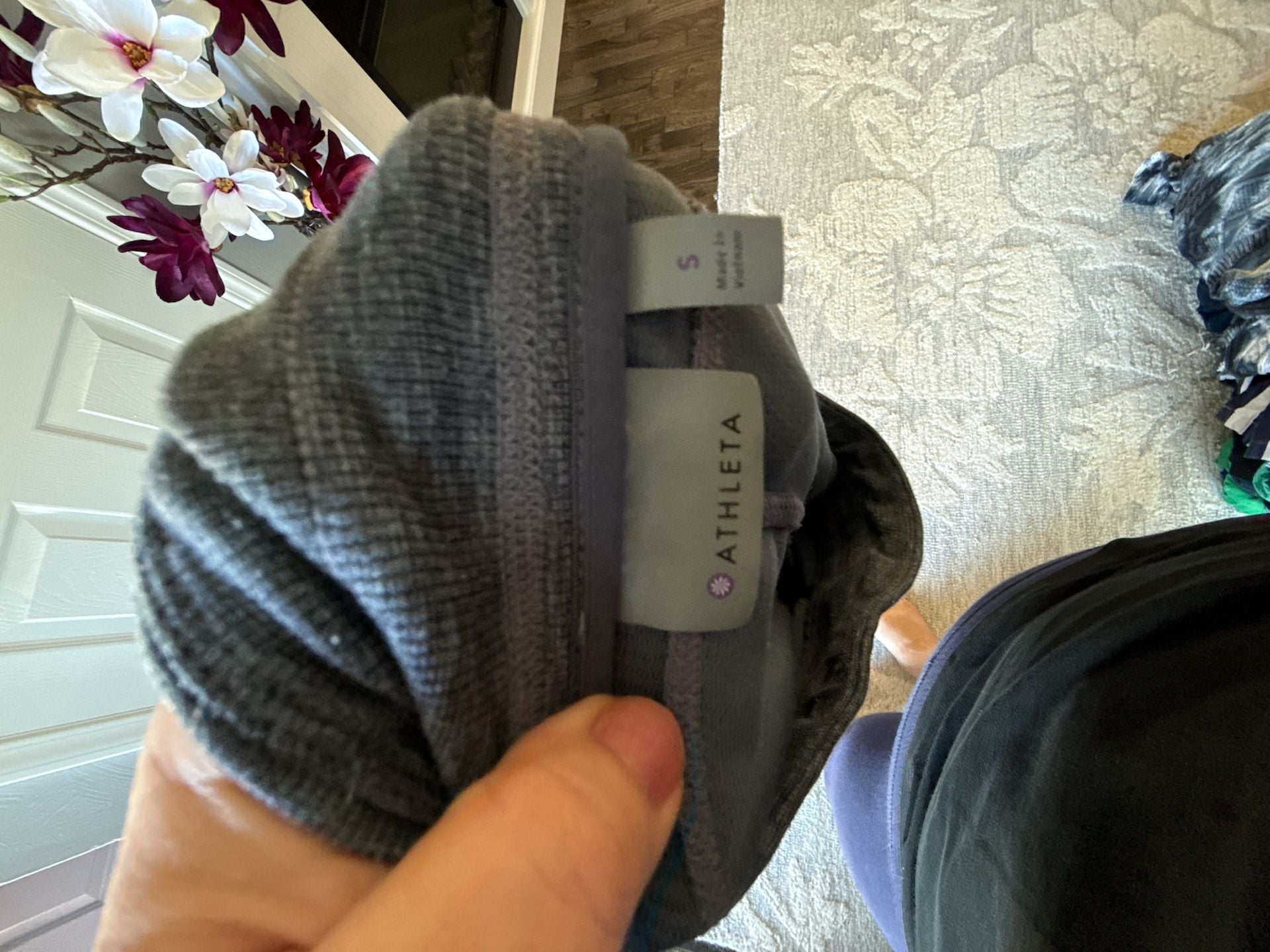 Athleta Athletic Shorts Size S Gray Drawstring Pockets 6