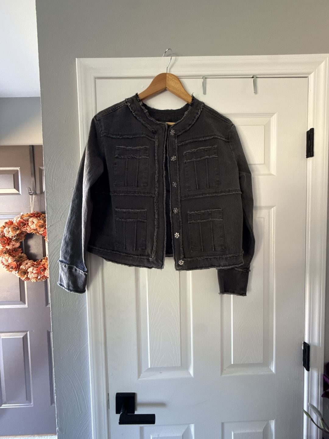 Evereve Denim Jacket Size XS Black Utility Distressed Button Front 2