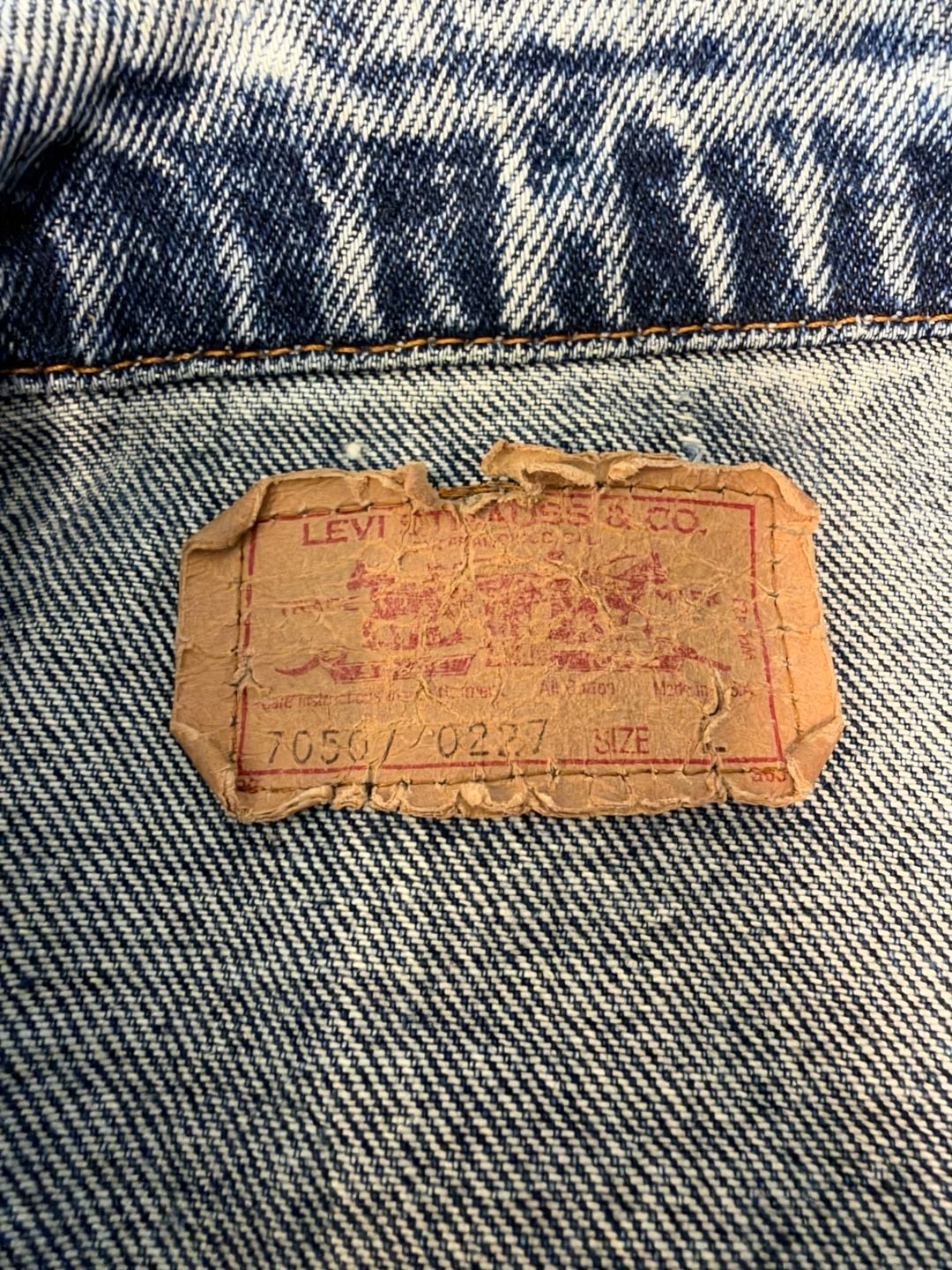 Levi's 70507 Trucker Denim Jacket Size XL Acid Wash Vintage 4