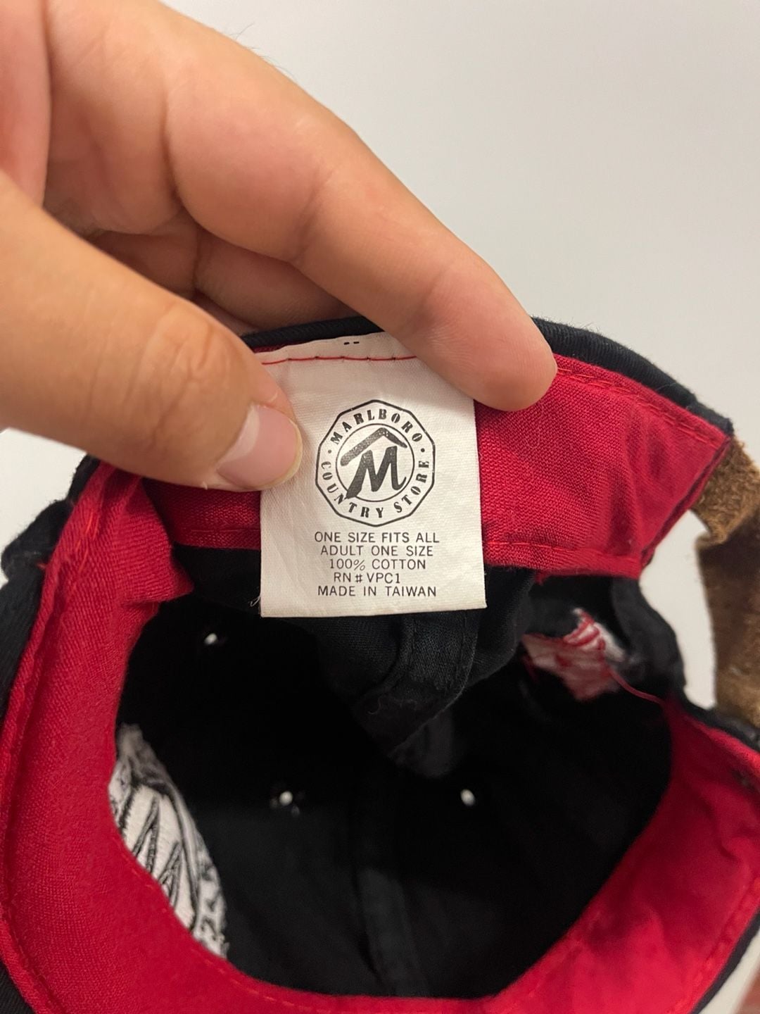 90’s Marlboro Country Store Vintage Black Strapback Hat 8