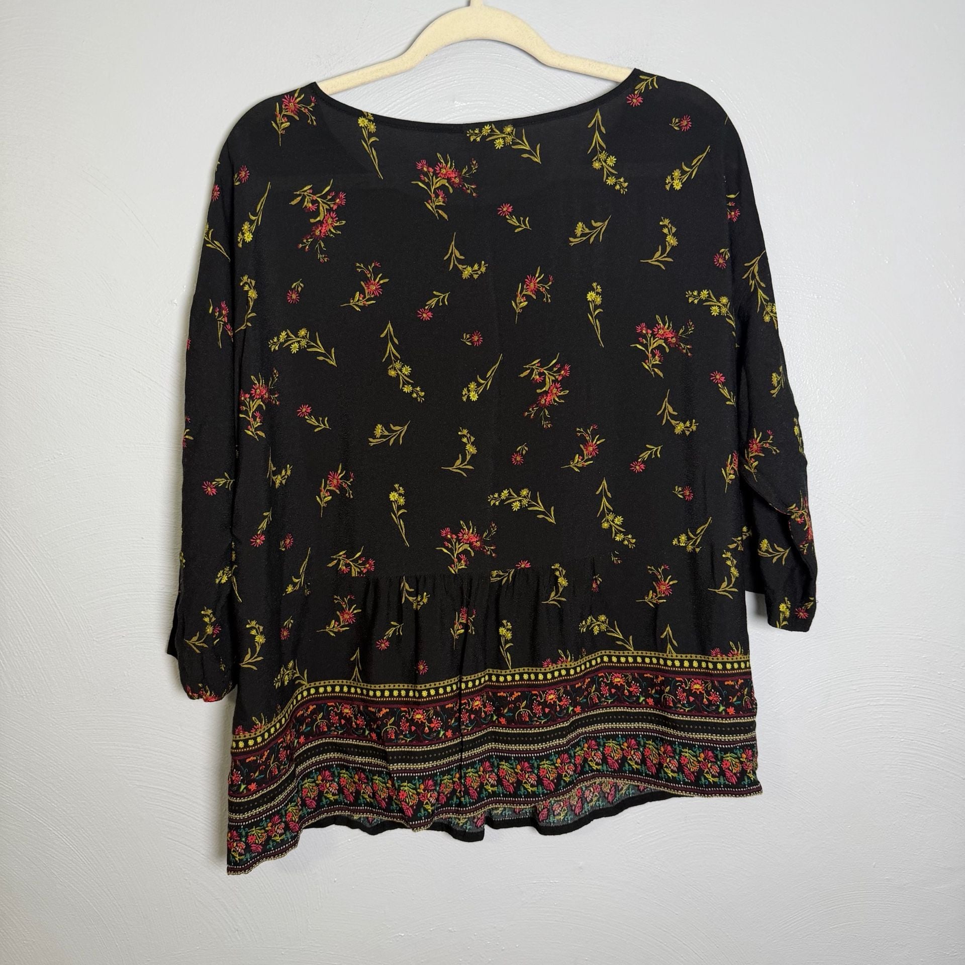J.Jill Floral Blouse Size L Petite Black Rayon Peasant Top 3