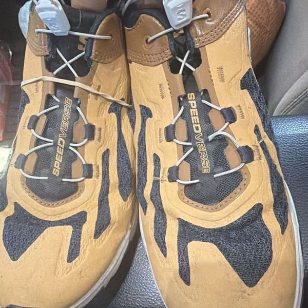 Salomon Speedverse Size 11 Yellow Brown Sneakers