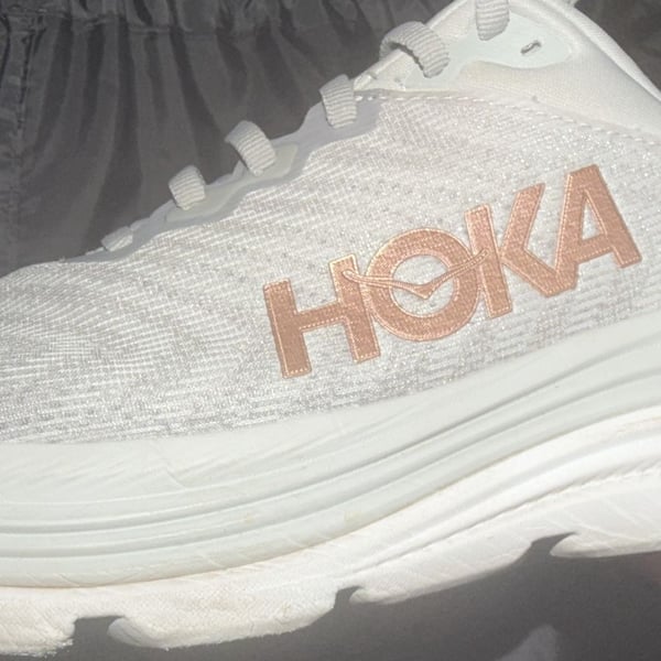 HOKA Gaviota 5 Size 9 Wide Gray Rose Gold Running Shoes