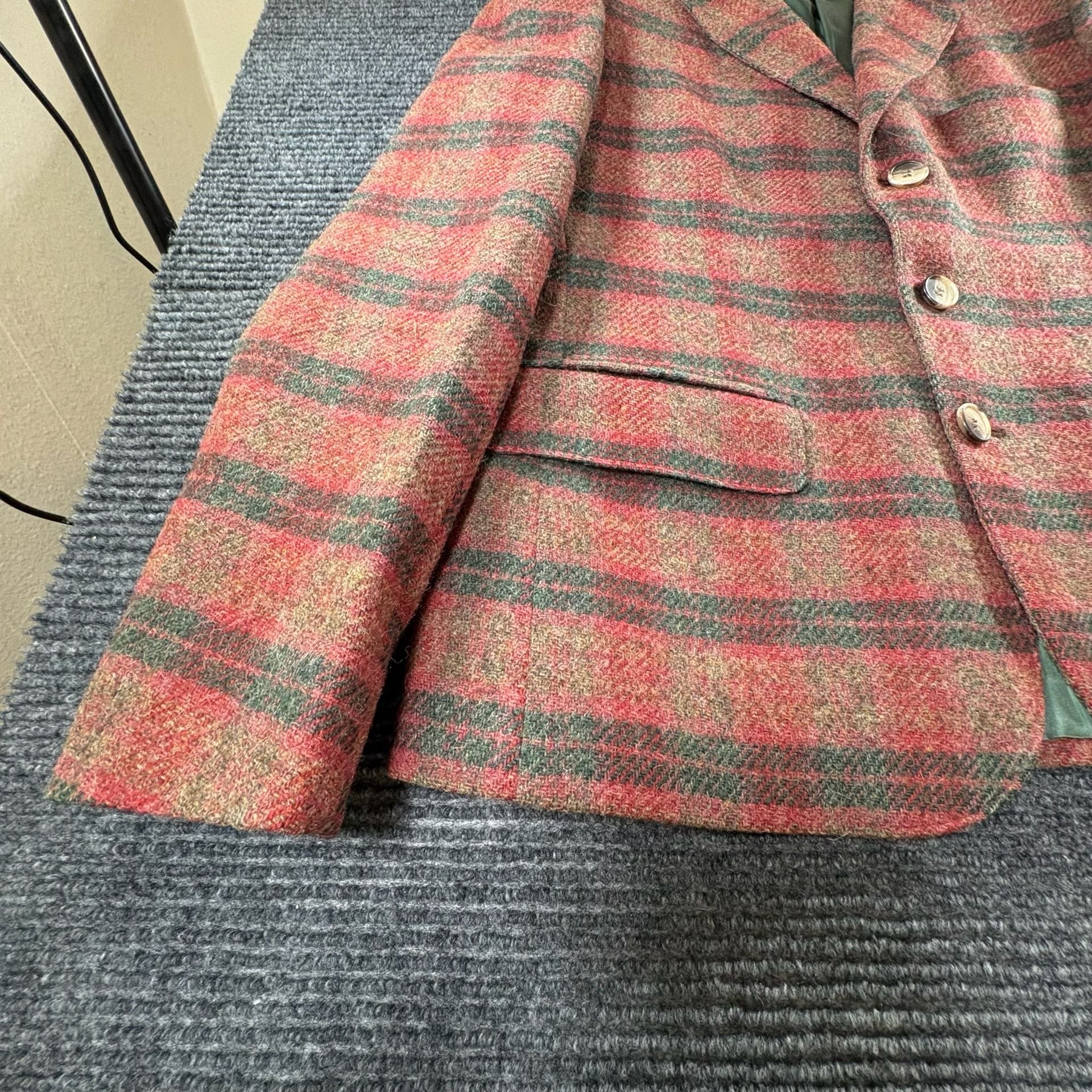 J.G. Hook Plaid Wool Blazer Sport Coat Red Green 3