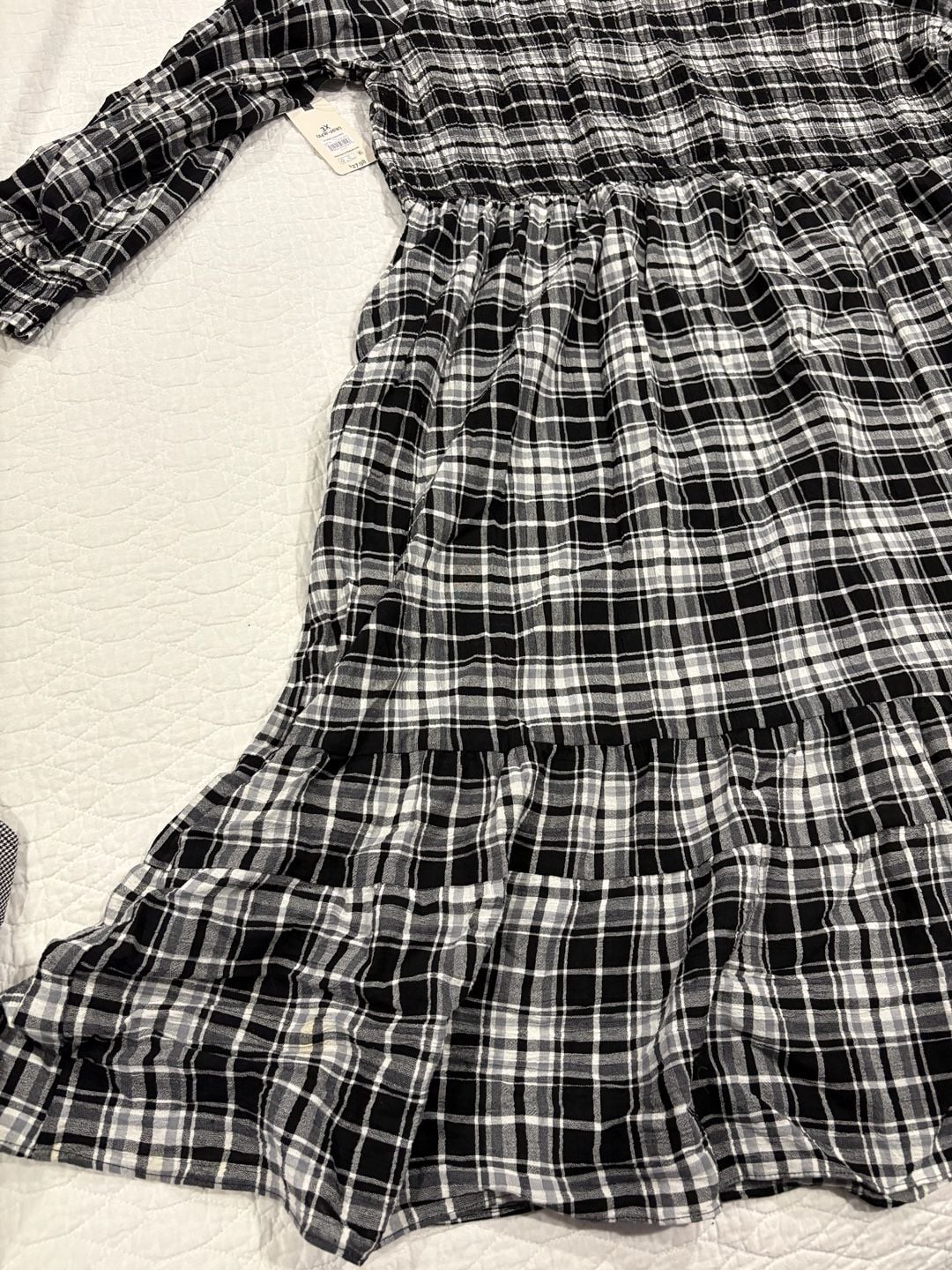 Terra & Sky Women’s 3X Black White Plaid Tiered Maxi Dress Long Sleeve NWT 10