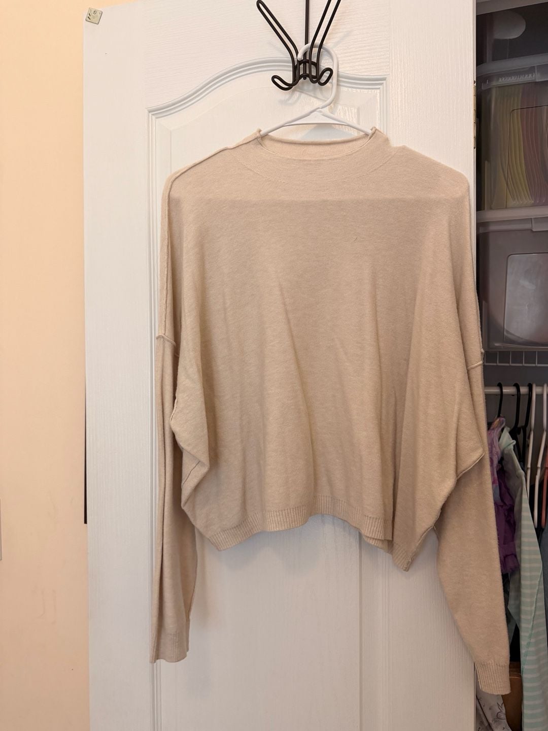 Zenana Mock Neck Sweater Size S/M Beige Crop Pullover 2