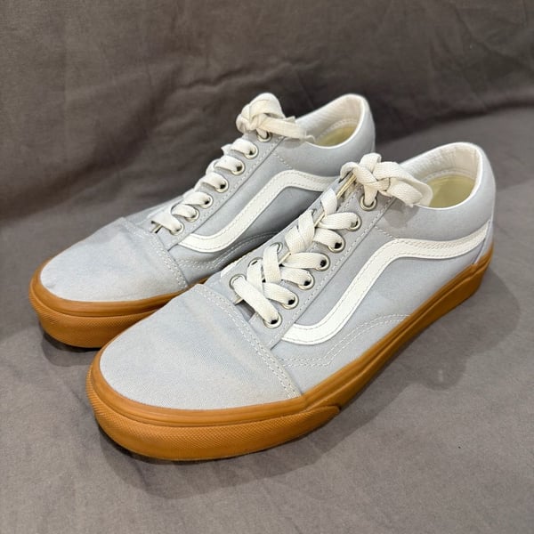 Vans Old Skool Grey White Gum Skate Shoes size 9 women’s 