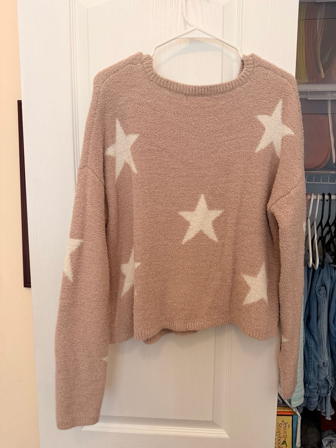 Moon & Madison Star Chenille Sweater Pink White 3