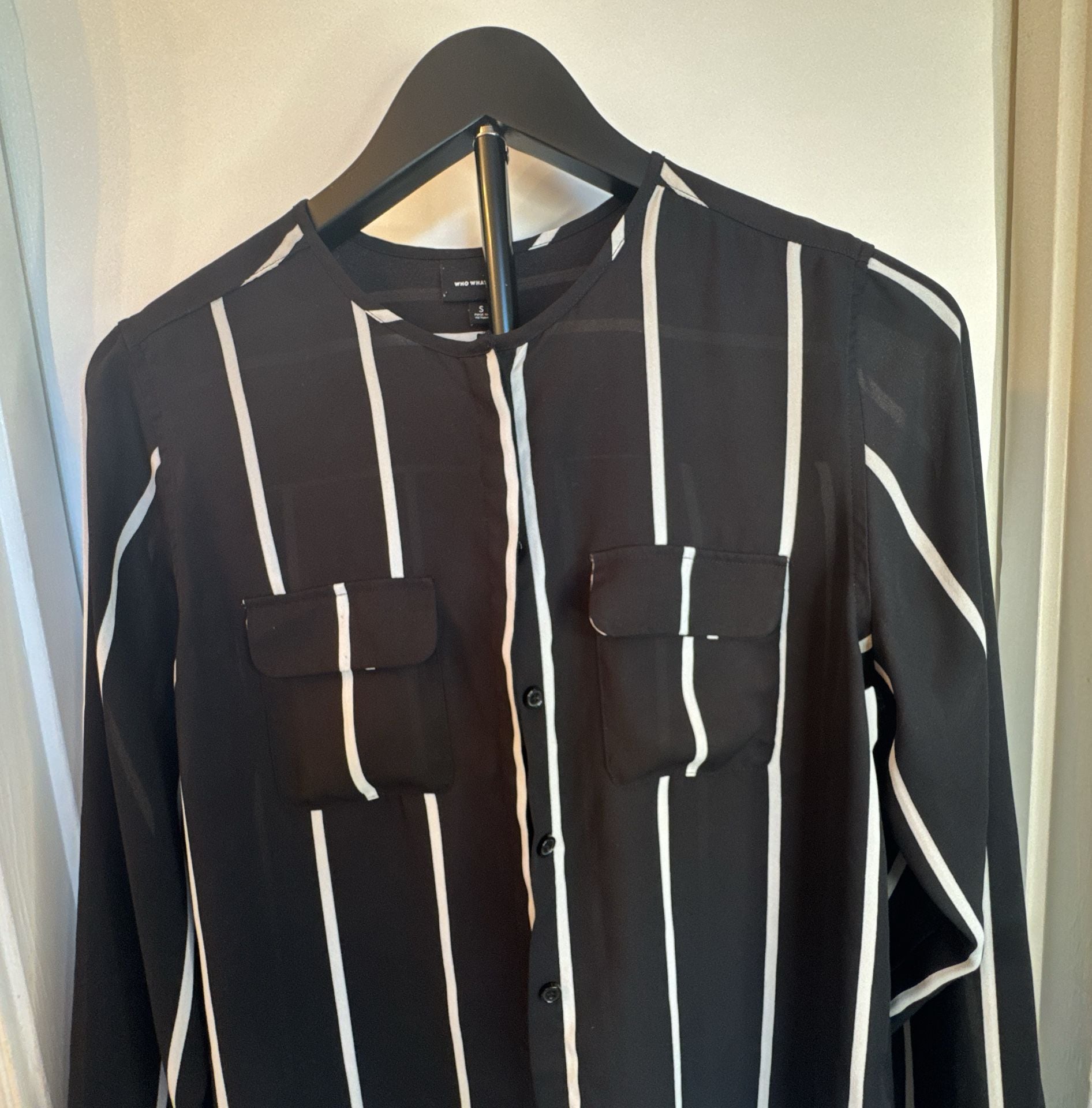 Who What Wear Dress Size S Black Striped long sleeve blouse 3