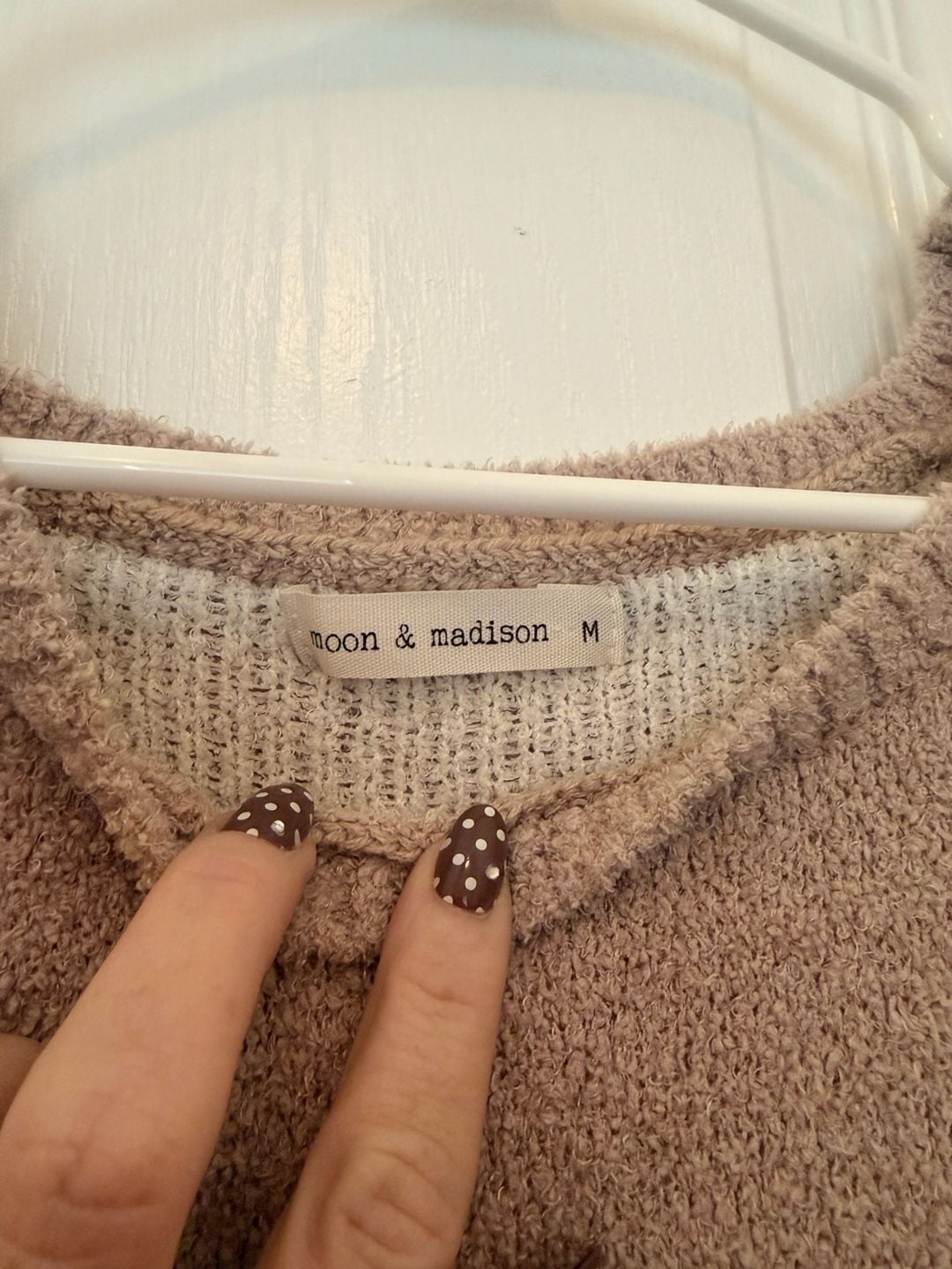 Moon & Madison Star Chenille Sweater Pink White 4