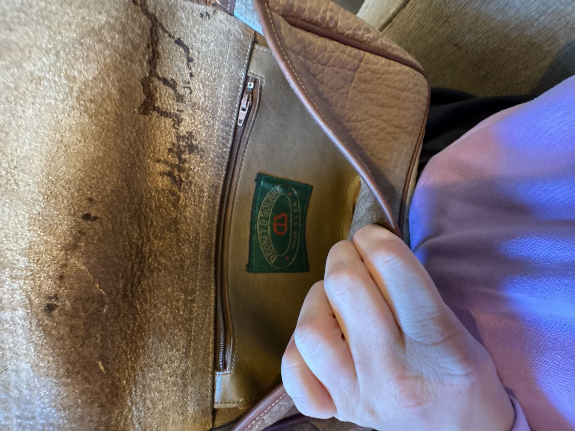 Dooney & Bourke Vintage Pebbled Leather Crossbody Bag 7