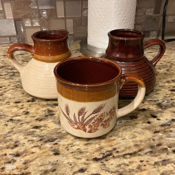 Vintage Stoneware Pottery Wheat Pattern Set
