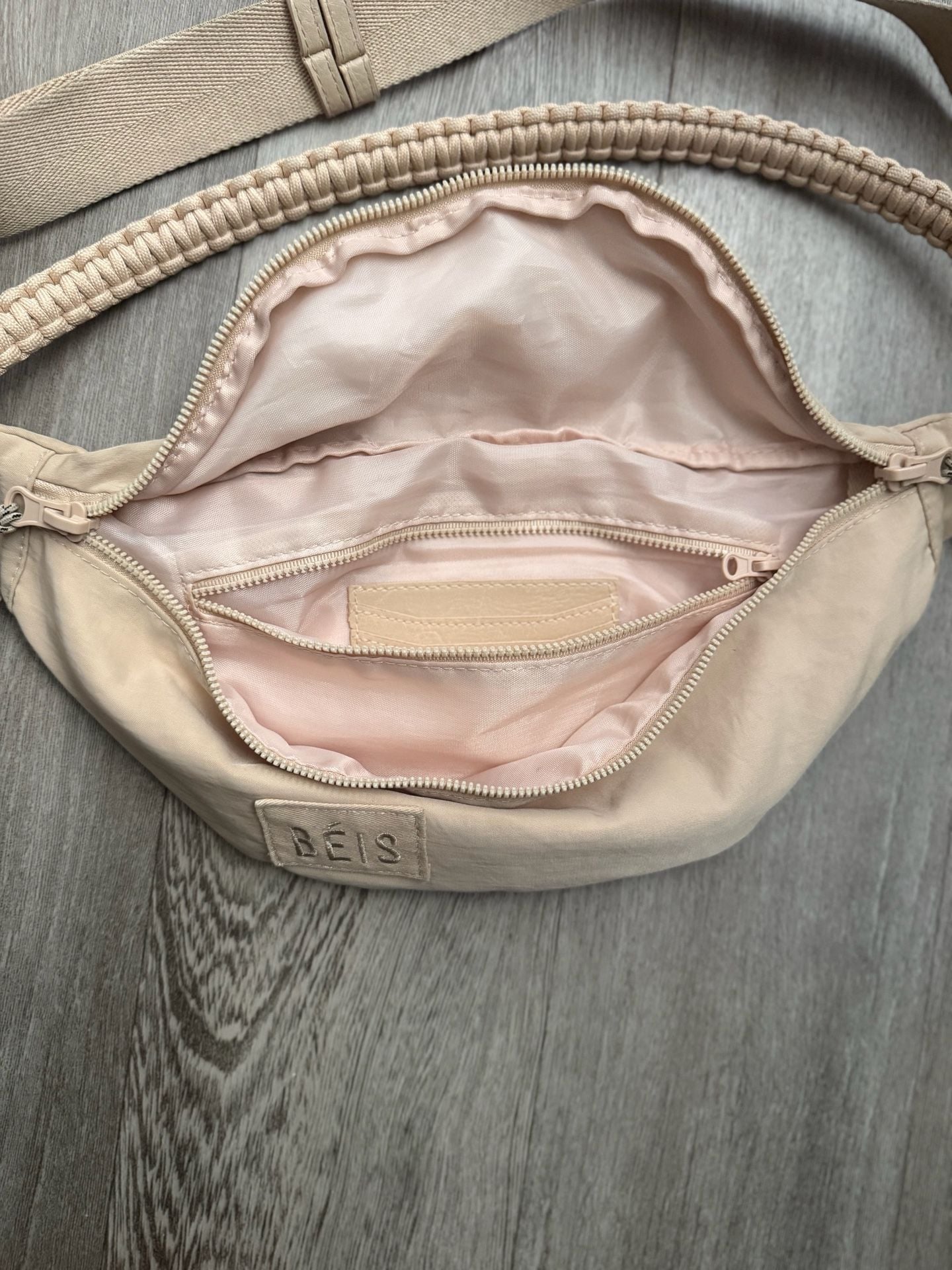 Béis Sport Pack Beige Fanny Pack Belt Bag 4
