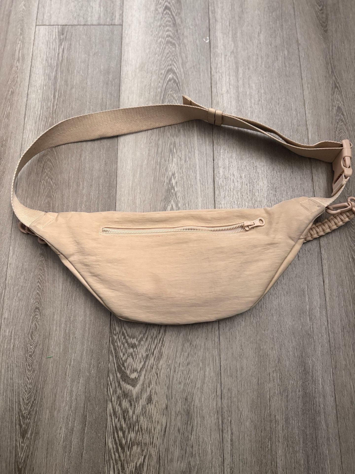 Béis Sport Pack Beige Fanny Pack Belt Bag 5