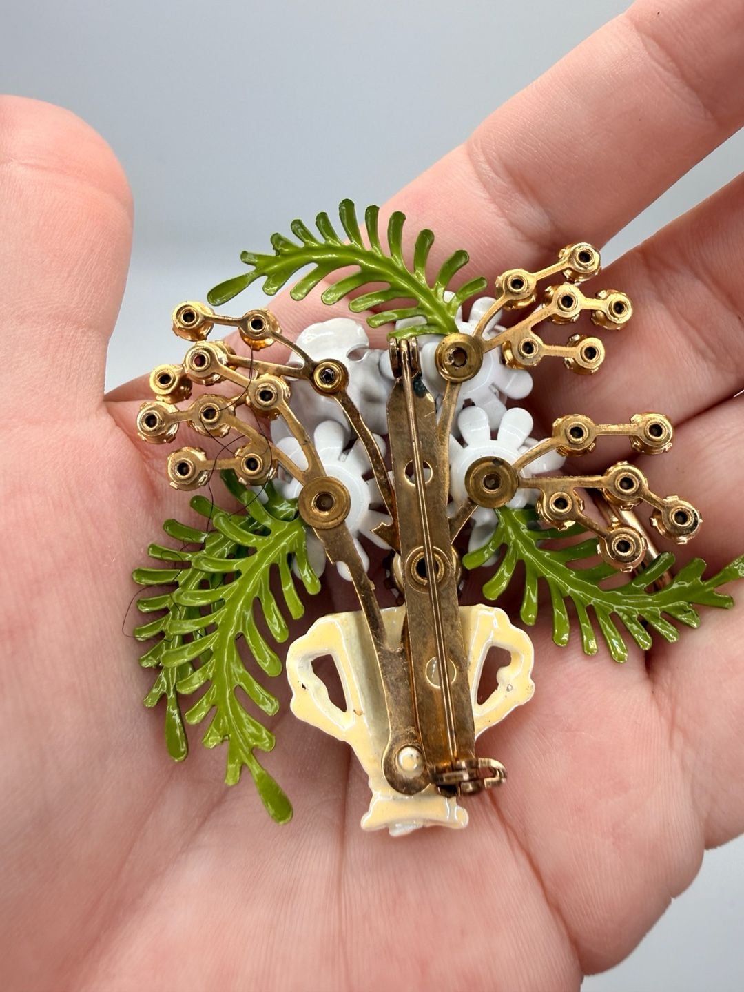 Vintage Enamel Flower Vase Brooch Rhinestone Pearl Pin 10