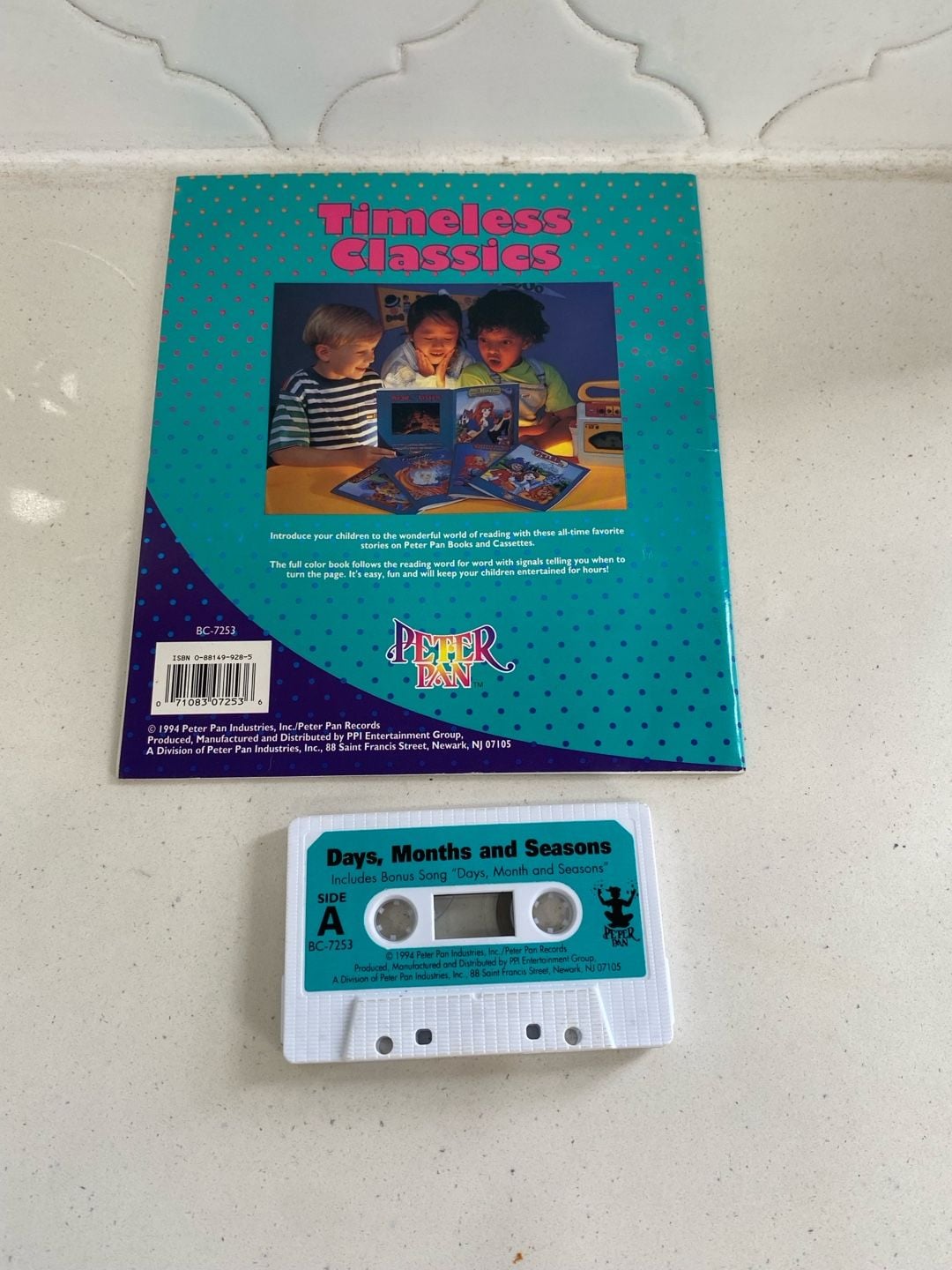 Peter Pan Days Months and Seasons Book and Cassette Tape 1994 2