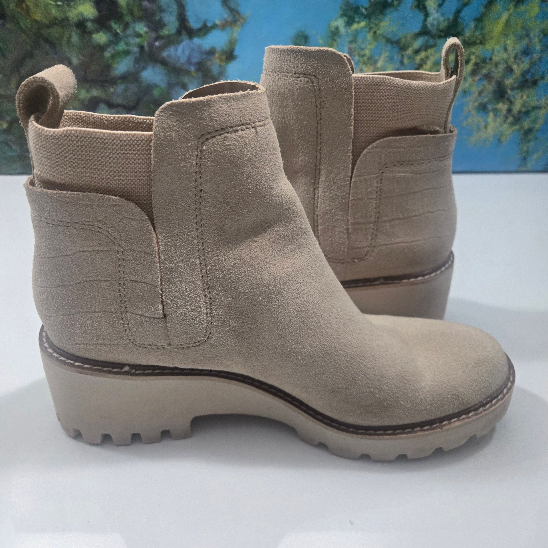 Dolce Vita Tan Trena Suede Ankle Boots 7