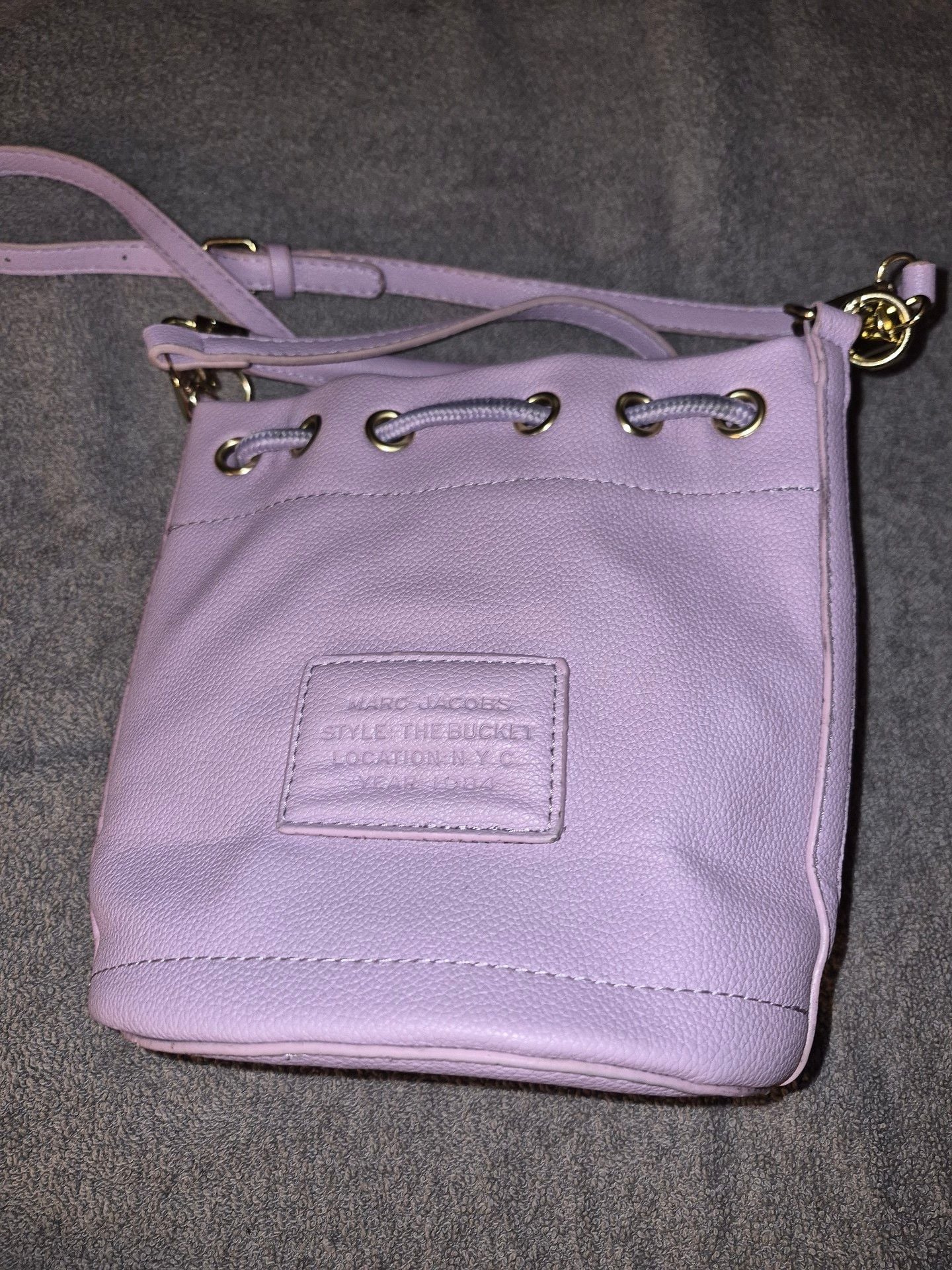 The Leather Bucket Bag Wisteria Purple 5
