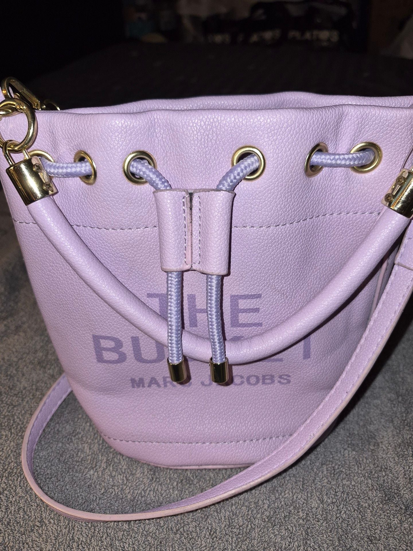 The Leather Bucket Bag Wisteria Purple 11