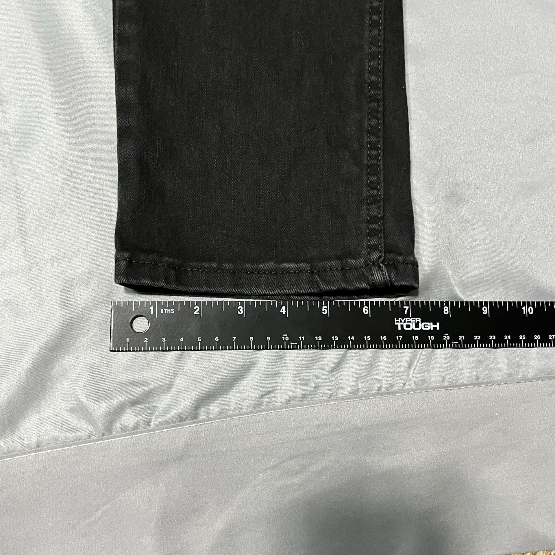 Levi's 514 Slim Straight Jeans Size 29x30 Black Denim 10