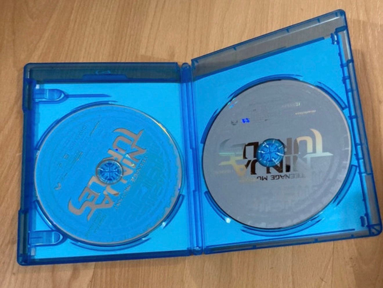 Teenage Mutant Ninja Turtles Blu-Ray Disc Movie 2