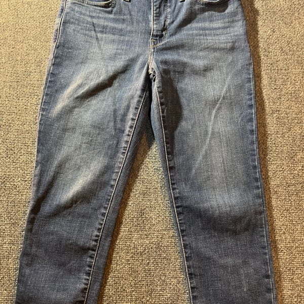 Levi's 311 Shaping Skinny Capri Size 27 Blue Denim Jeans
