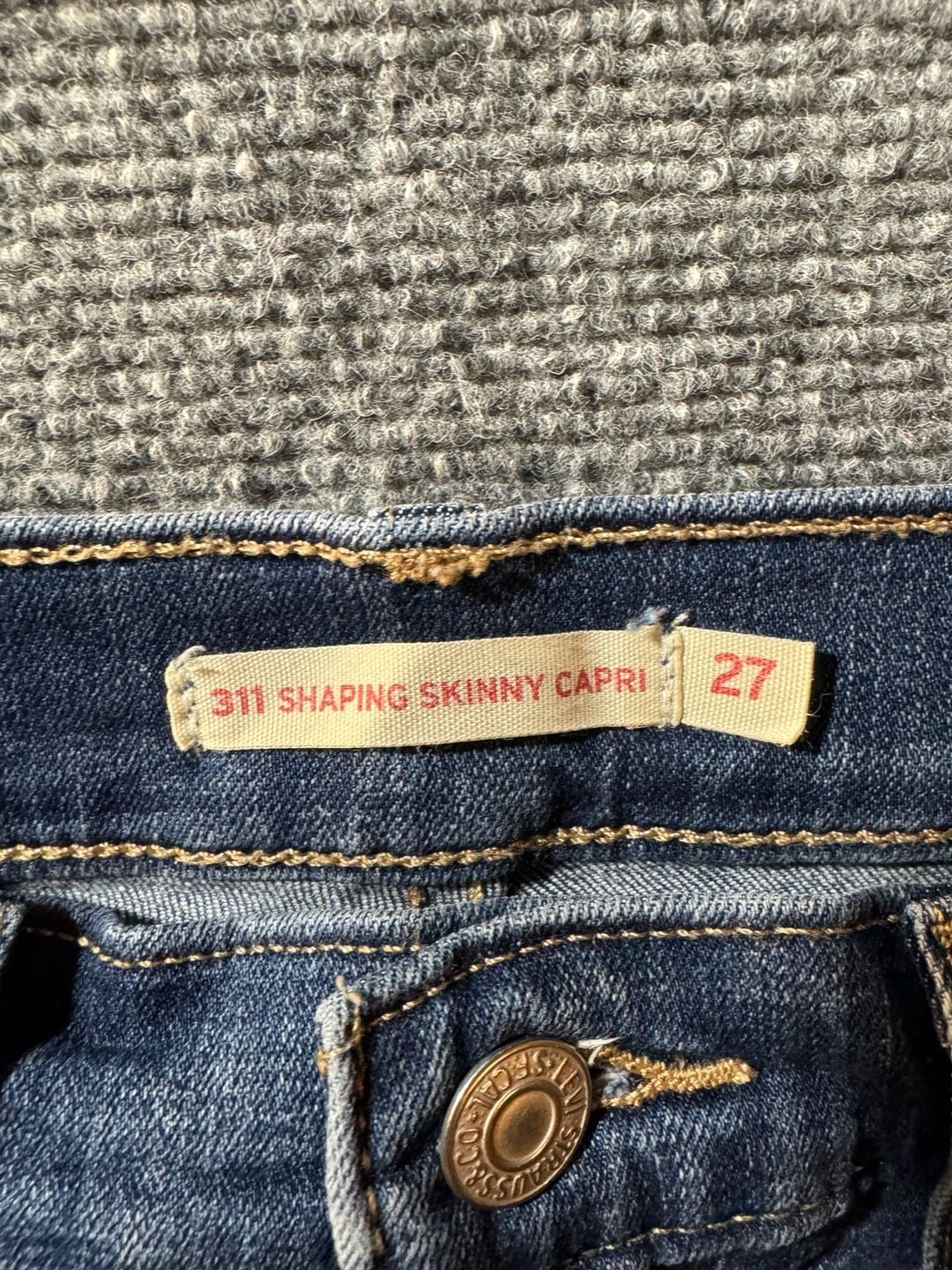 Levi's 311 Shaping Skinny Capri Size 27 Blue Denim Jeans 5