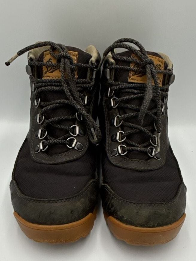 Danner Jag Mid Night Hiking Boots
Size 7.5/ 240 mm
#888 4