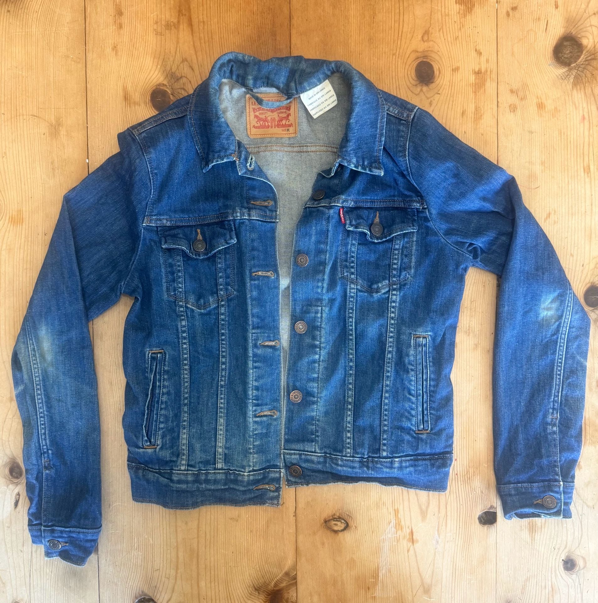 Levi Strauss Women’s Blue Denim Trucker Jacket - Size Medium 2