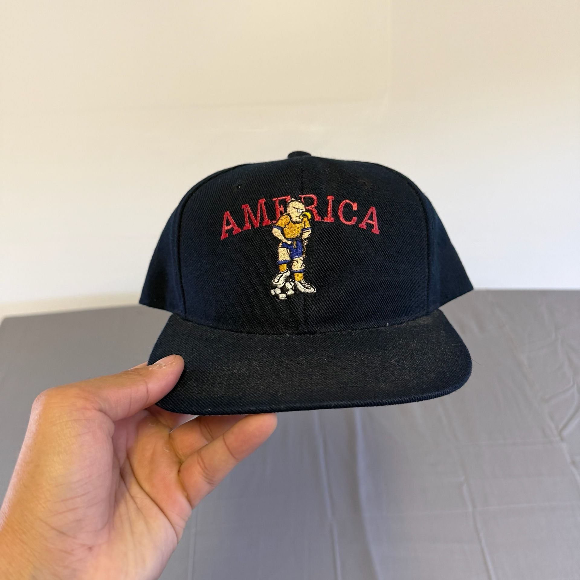 Vintage Club America Soccer Mascot Embroidered Snapback Hat Navy Blue 2