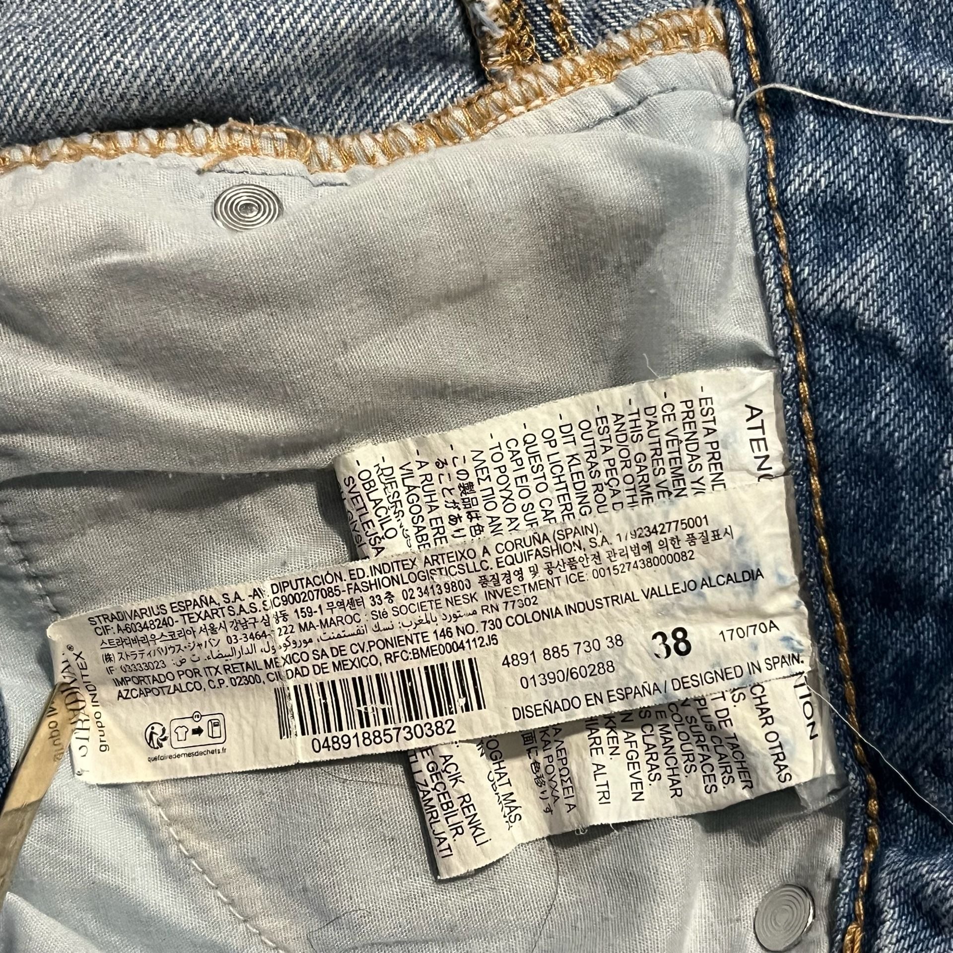 Stradivarius Wide Leg Jeans Size USA 06 Light Wash Distressed Denim 13